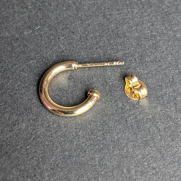 NWT Coach 359753 C Charm Huggie Earrings - Picture 11 of 11